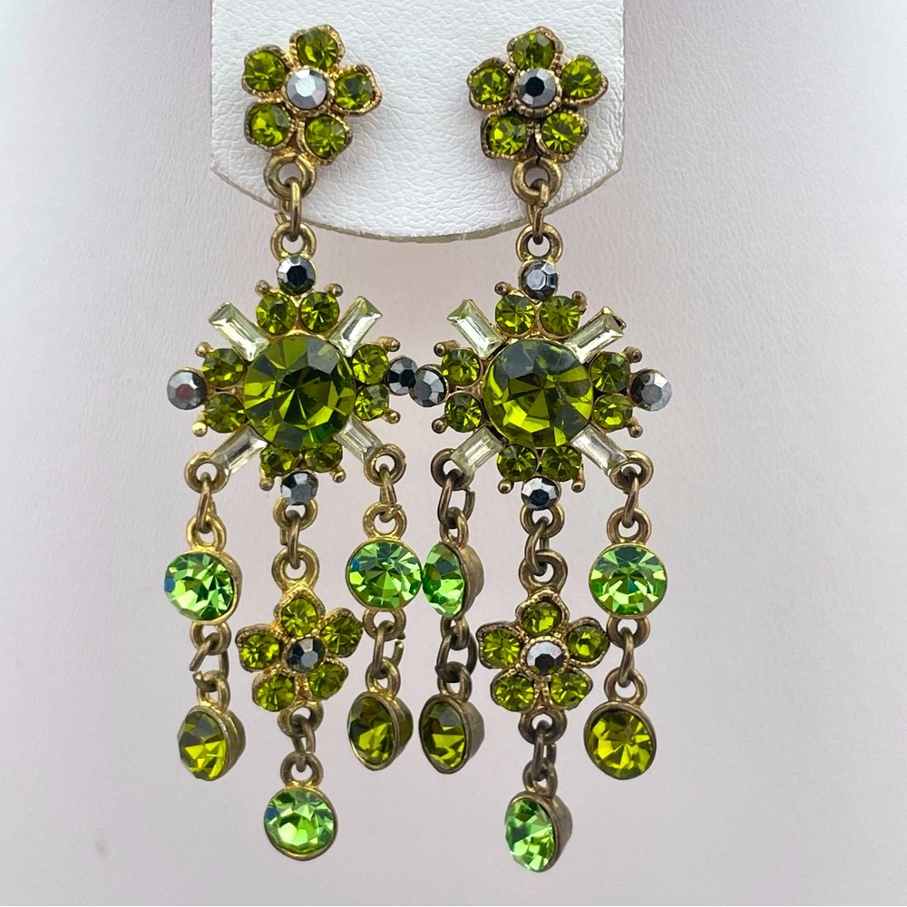 Vintage Green Rhinestone Chandelier Earrings Dangle Antique Gold
